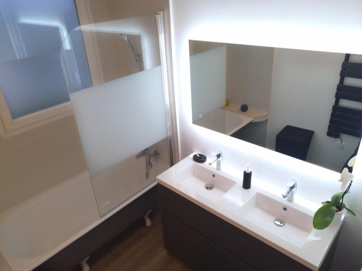 Appartement Tout Confort 2 Chbres - 72M2 - Avec Terrasse Et Vue Pyrenees Pau Exterior photo