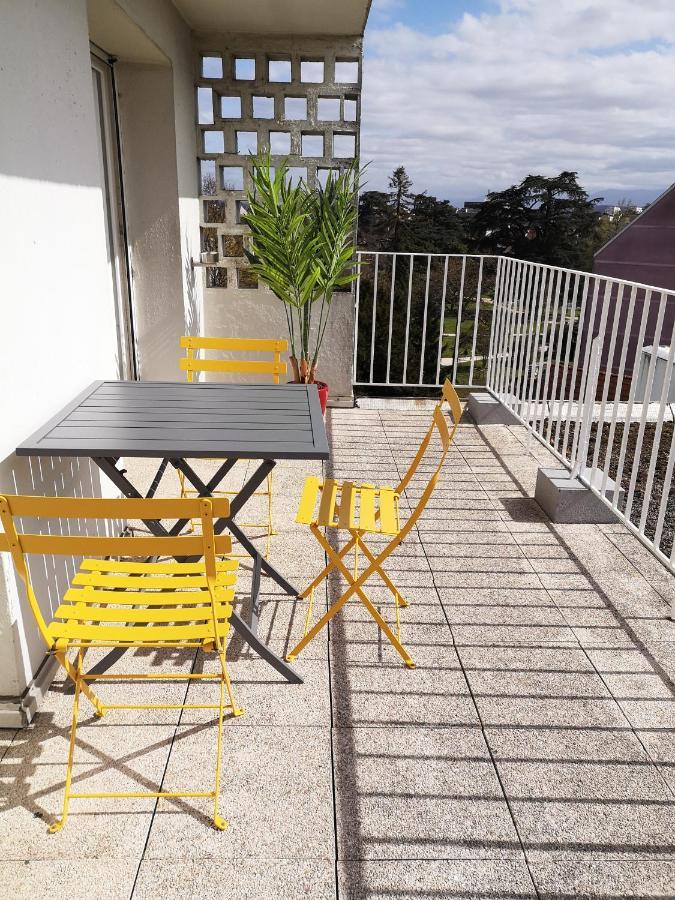Appartement Tout Confort 2 Chbres - 72M2 - Avec Terrasse Et Vue Pyrenees Pau Exterior photo